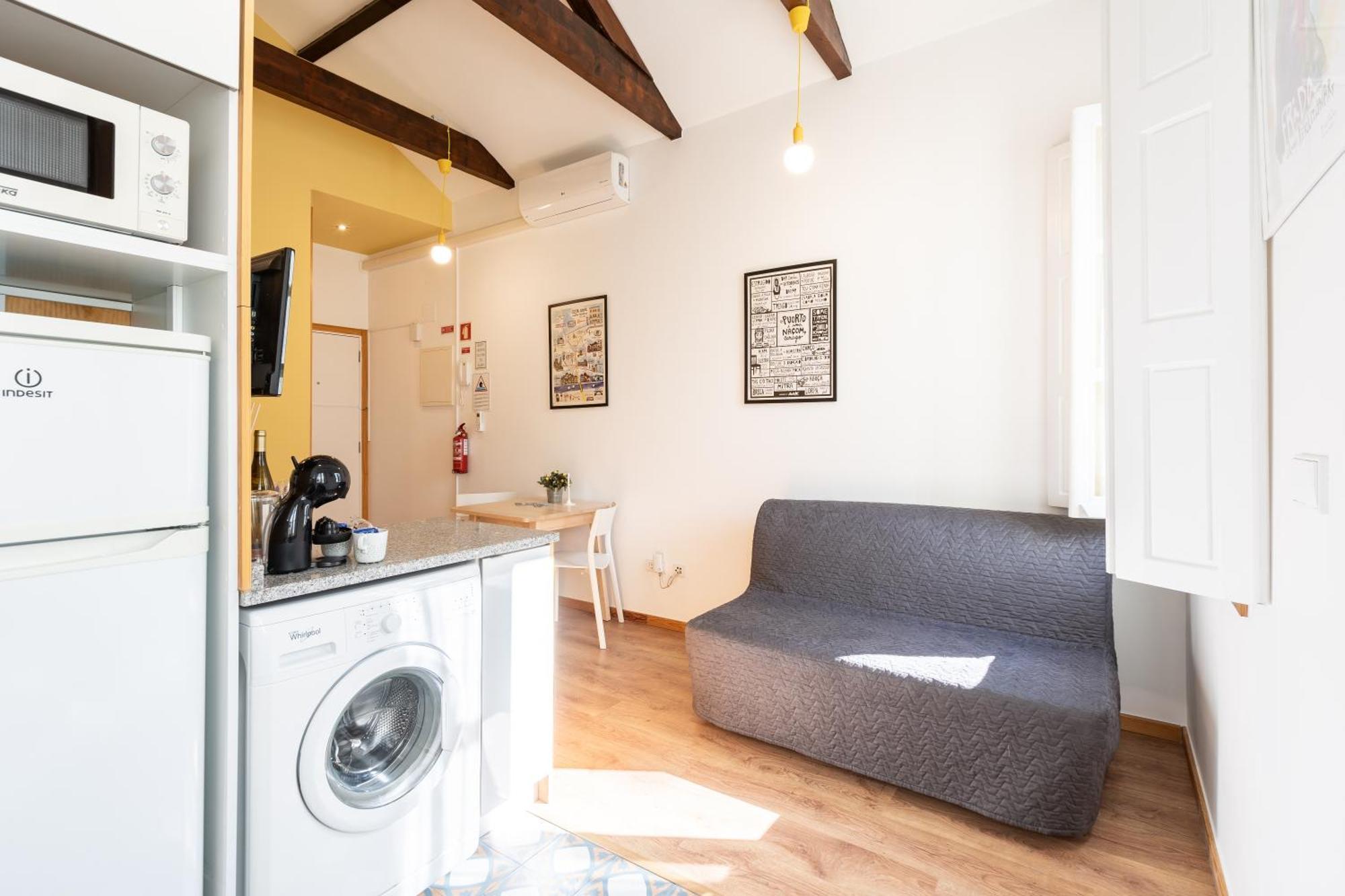 731 Costa Cabral Metro Residence Porto Quarto foto