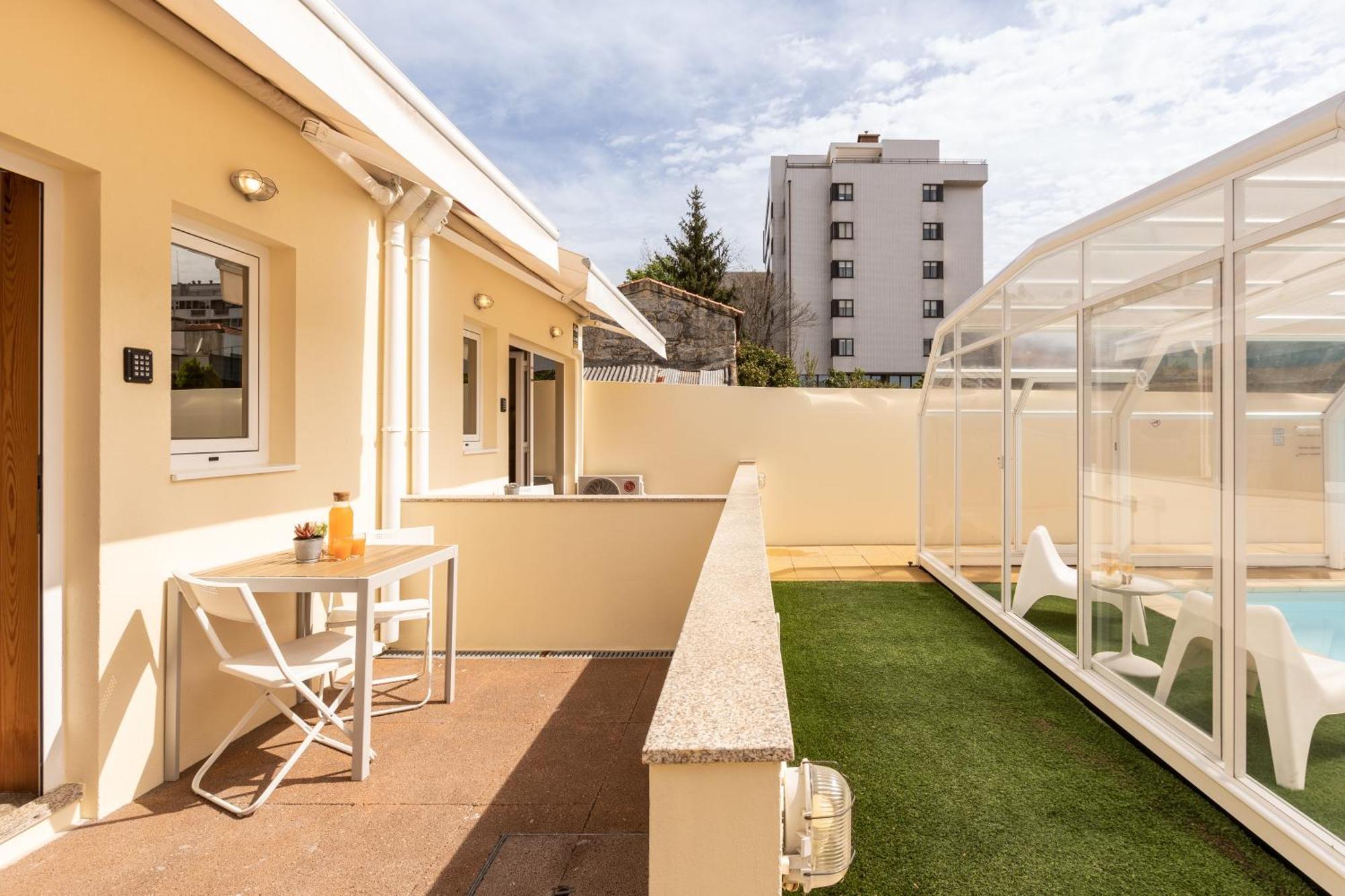 731 Costa Cabral Metro Residence Porto Quarto foto